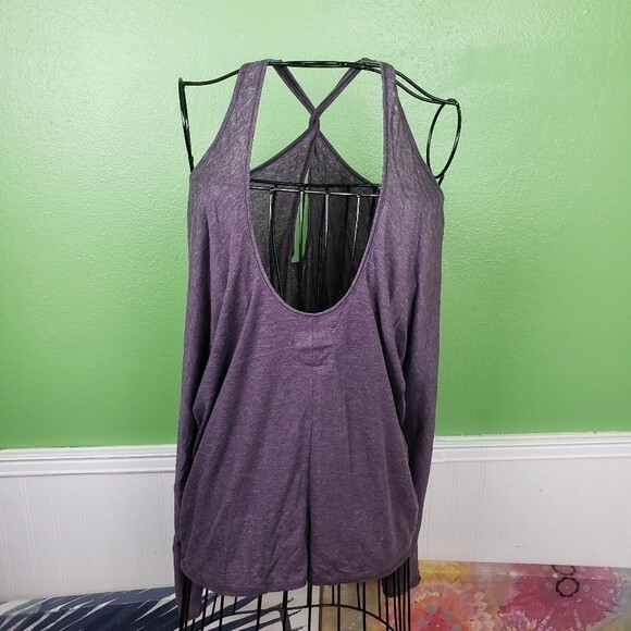 Chaser Purple Twisted Key Hole Long Sleeve Open Back Shirt Size Medium - Picture 2 of 11